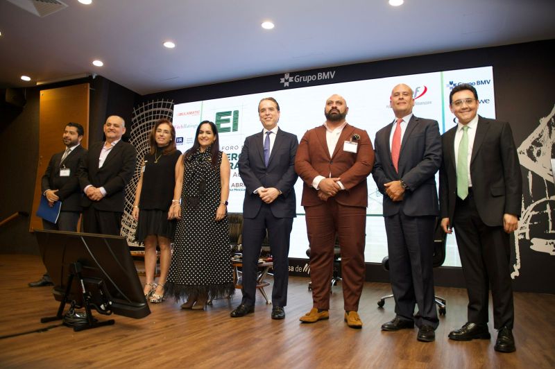 Moderación de la Mesa sobre Infraestructura y Almacenamiento de Combustibles en el Foro IMEF E&I
