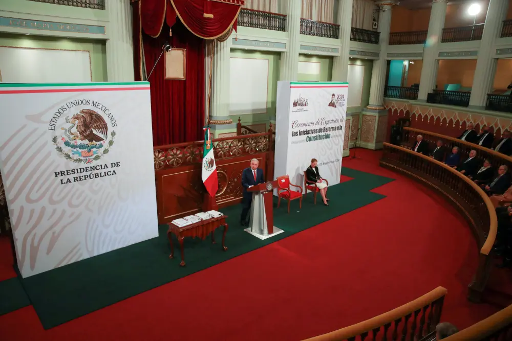 Alertan a empresas energéticas ante paquete de reformas de AMLO a la Carta Magna – El Economista