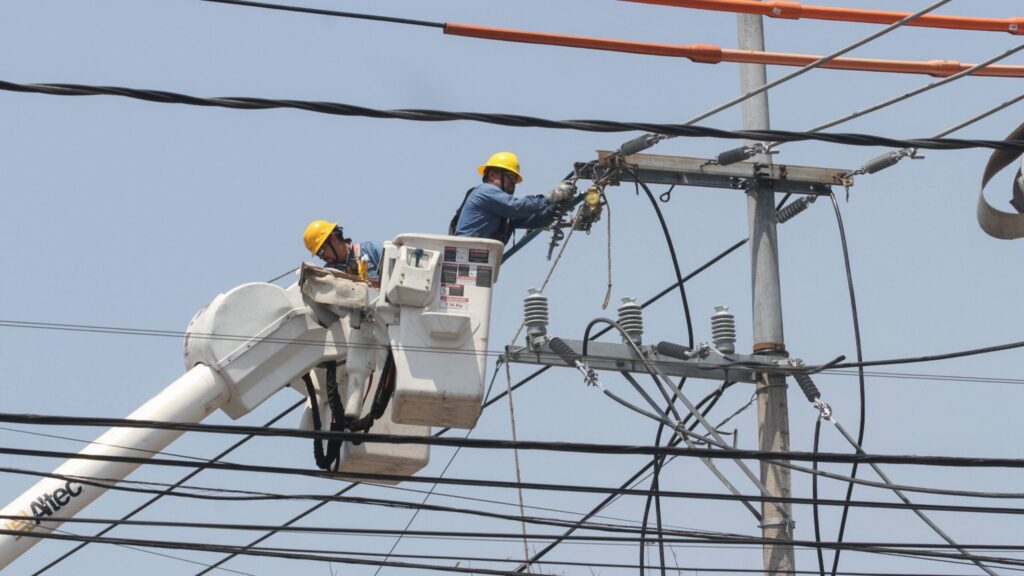 Calor dispara 10 veces el consumo de electricidad y puede tronar la red eléctrica – Publimetro