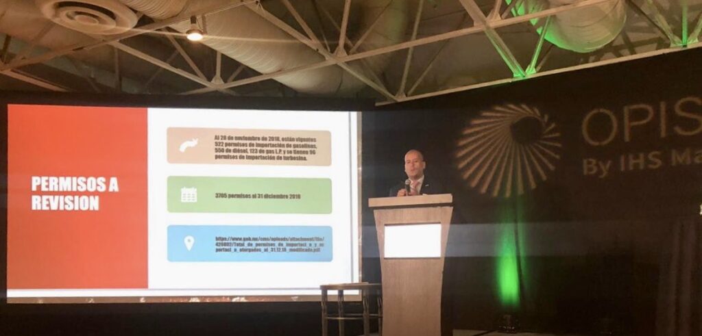 Ponencia sobre Robo de Combustibles y Análisis de Permisos en el Mexico Fuel Week (OPIS by IHS Markit)